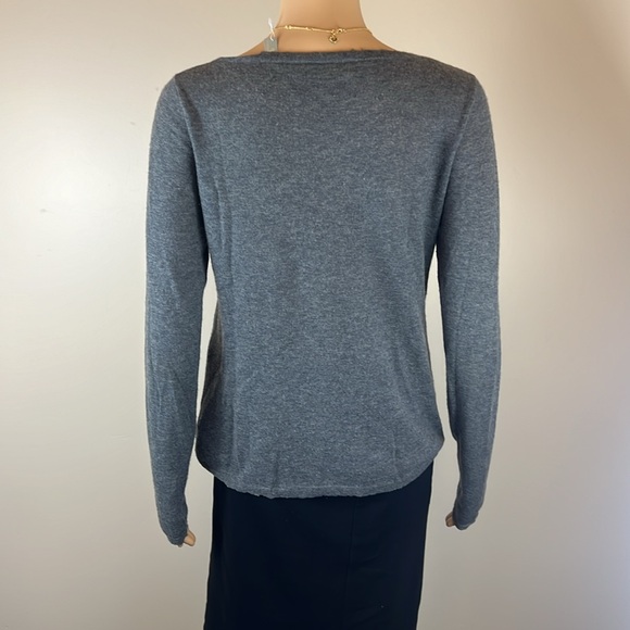 Zadig &  Voltaire Miss Deluxe CP Grey Cashmere Embellished Skull Sweater - Picture 4 of 7